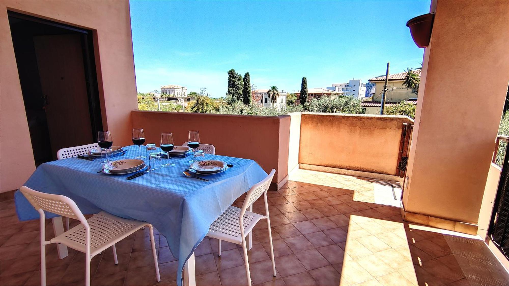 Casa Delle Camelie Apartment Cefalu Exterior photo